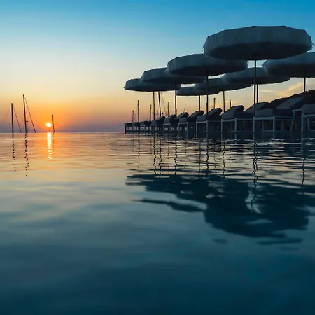Mykonos Riviera Hotell